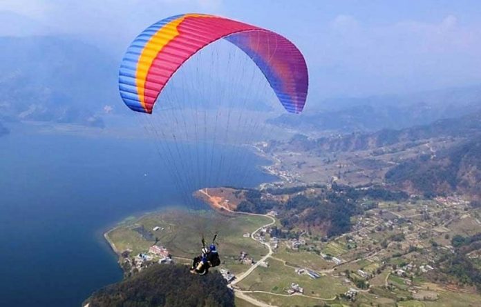 paragliding on pokhara